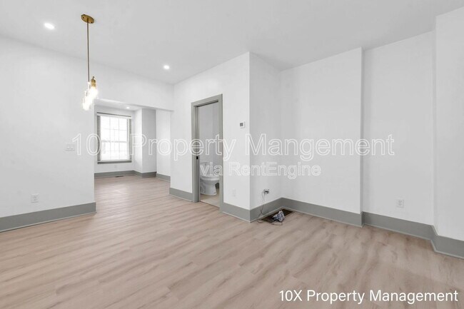 Building Photo - 207 N 22nd St