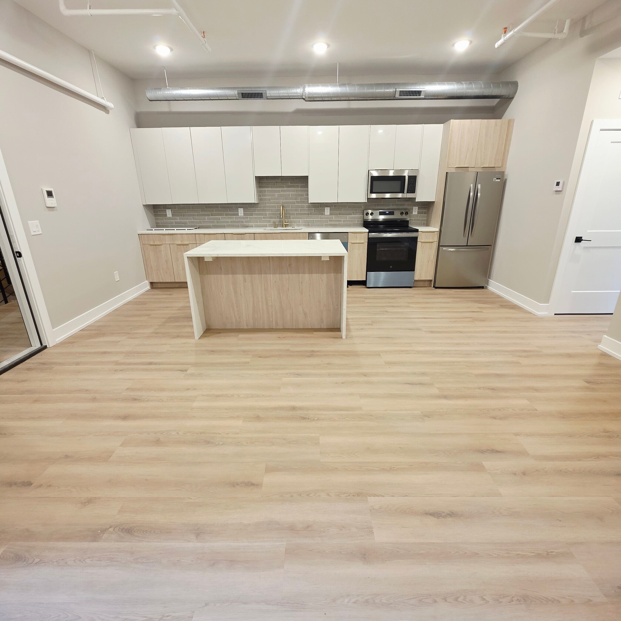 Building Photo - 714 Chestnut St