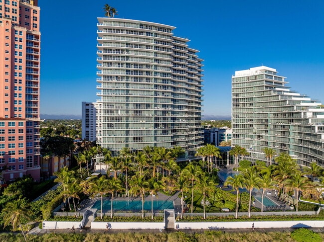 Building Photo - 2200 N Ocean Blvd