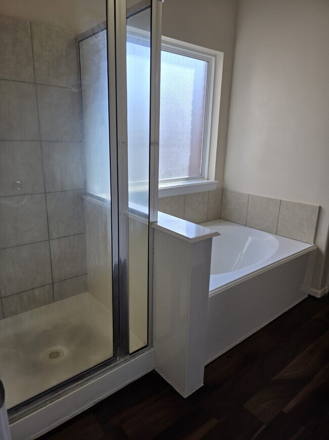 Building Photo - 1023 Orie Ct