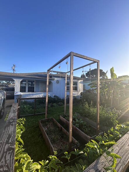 Building Photo - 12444 Greene Ave