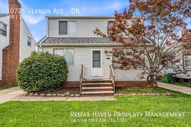 Primary Photo - 10725 Vernon Ave