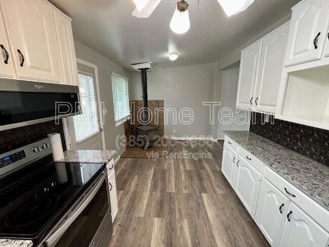 Building Photo - 2636 W 5750 S