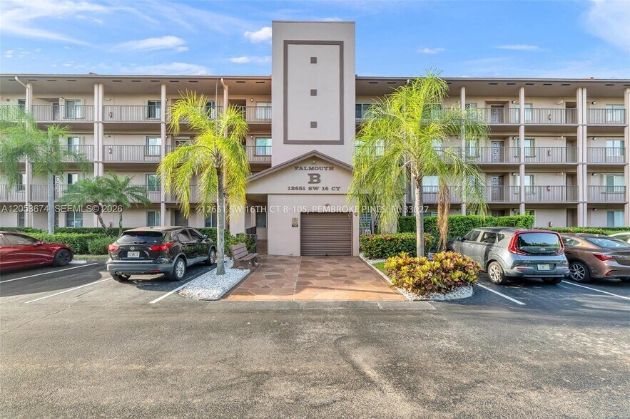 Building Photo - 12651 SW 16th Ct