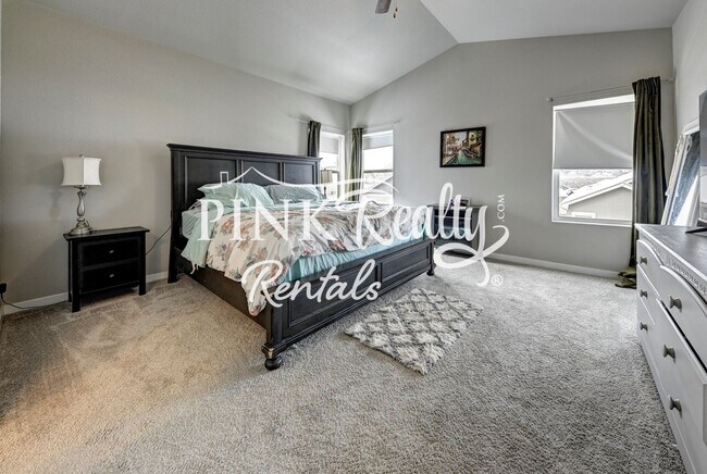 Building Photo - 1407 Grand Overlook St