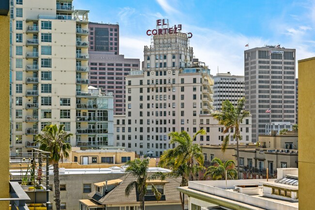 Building Photo - 889 Date St