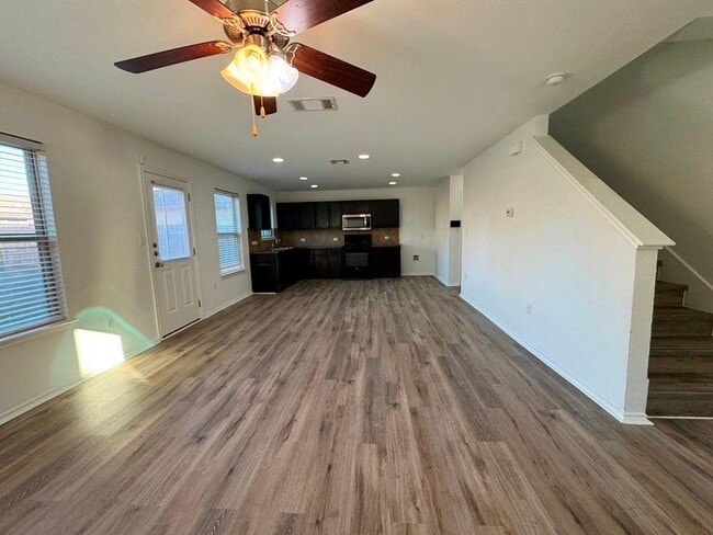 Building Photo - 15206 Walcott Dr