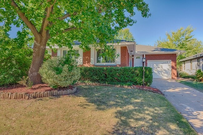 Building Photo - 4713 N Harvey Pkwy