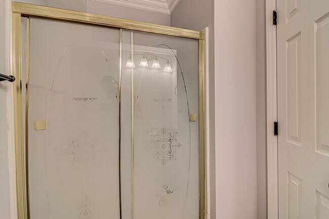 Building Photo - 3650 Morris Farm Dr