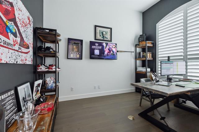 Building Photo - 2608 Camden Ct