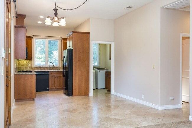 Building Photo - House in North Crest El Cajon