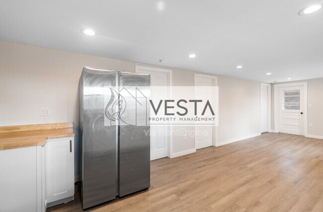 Building Photo - 2383 Dutch Cove Rd