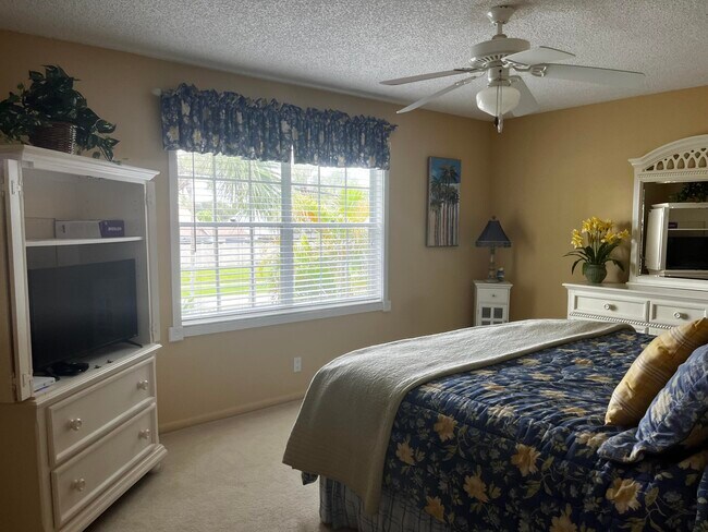 Building Photo - 1407 Ocean Dunes Cir