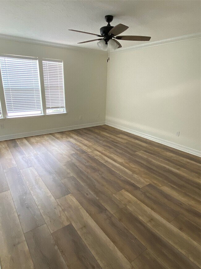 Building Photo - 2915 Beacon Grove St