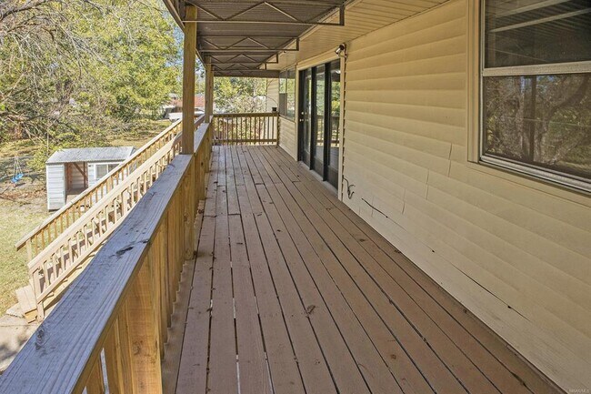 Building Photo - 1422 Flamingo Ln