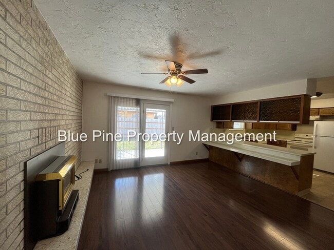 Building Photo - 1570 12th St