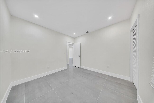 Building Photo - 807 NW 51st St