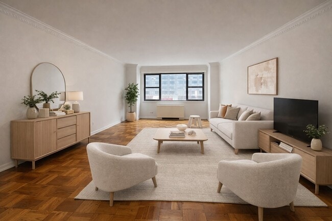 Building Photo - 442 W 44th St