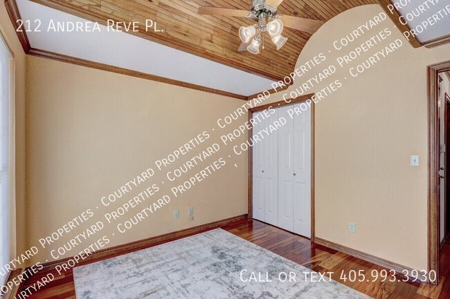 Building Photo - 212 Andrea Reve Pl