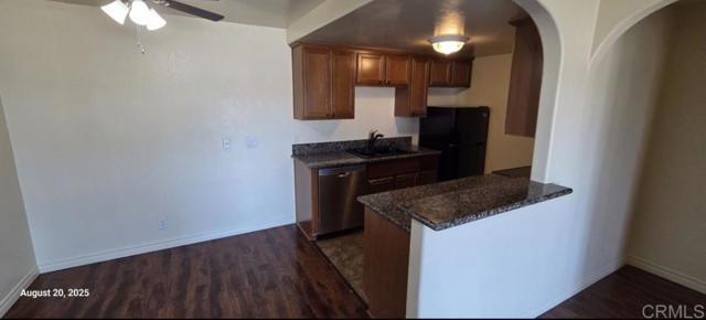 Building Photo - 1910 Avenida Del Mexico