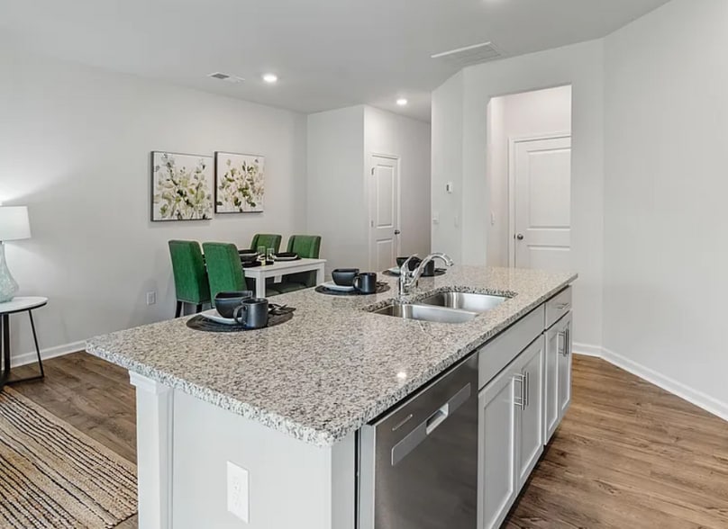Building Photo - 784 Embark Cir