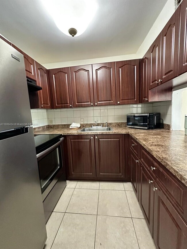 Primary Photo - 4848 NW 24th Ct