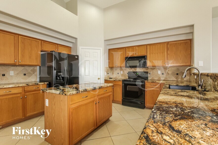 Building Photo - 15809 N 156th Ct