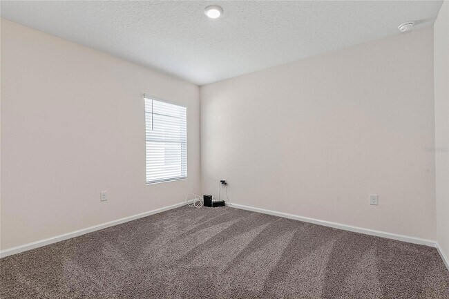 Building Photo - 657 Grand Reserve Dr