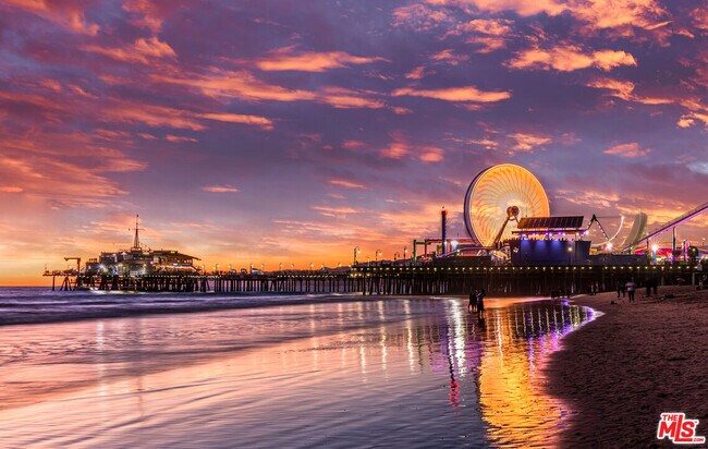 Building Photo - 2910 Neilson Wy