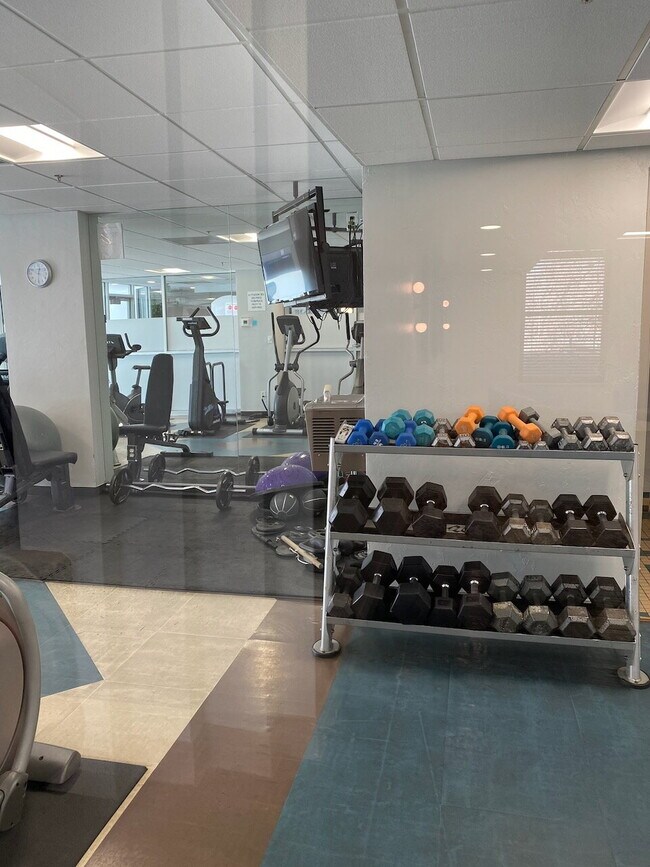 Building Photo - AVAILABLE NOW! Recently remodeled condo on Cherry Creek Trail + Move in Special!