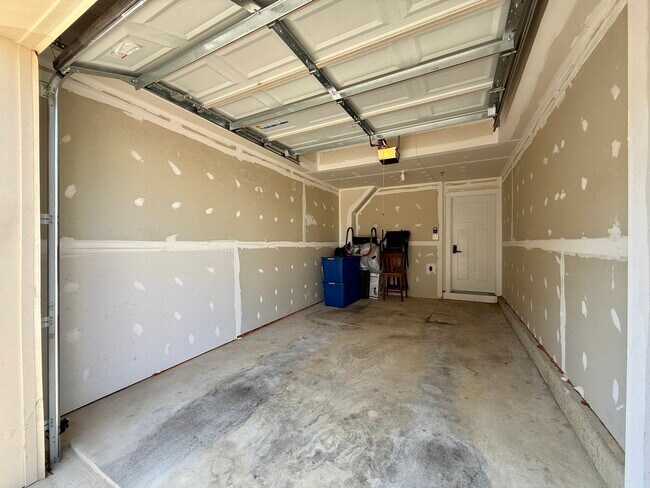Building Photo - 14516 Mattawoman Dr