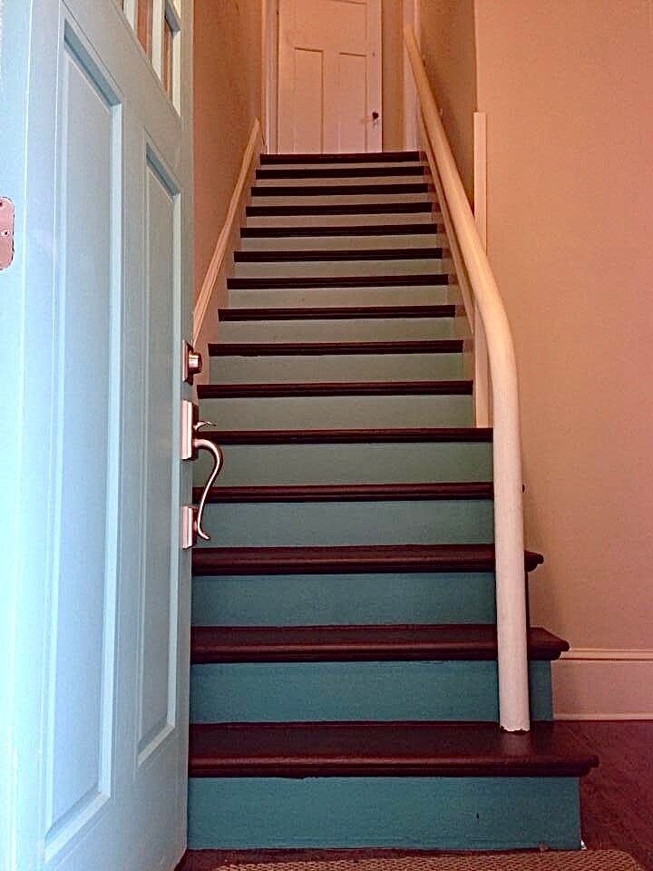 Entry stairs - 1217 Foucher St