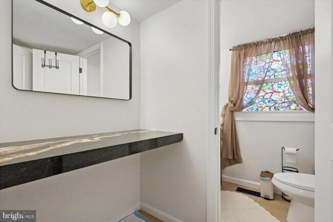 Building Photo - 127 Toledo Ln