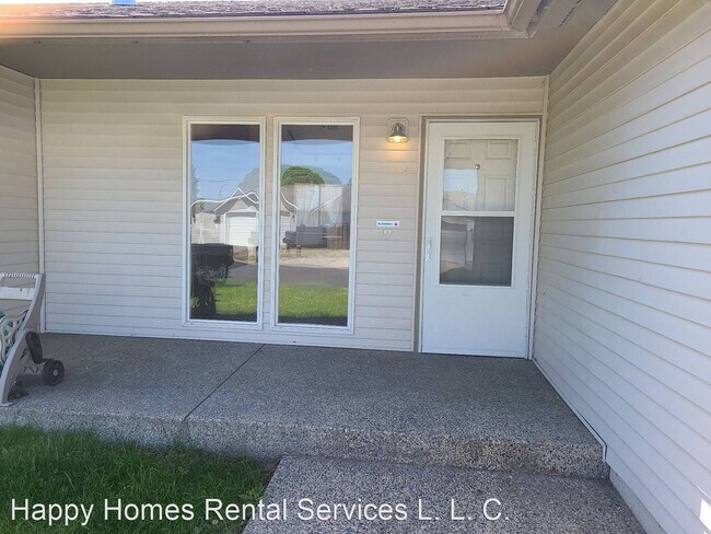 Building Photo - 3 br, 2 bath House - 220 W. Comanche Street