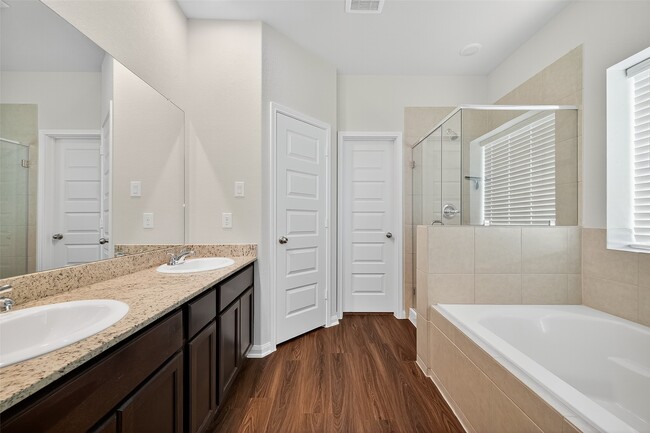 Building Photo - 8102 Coral Dr