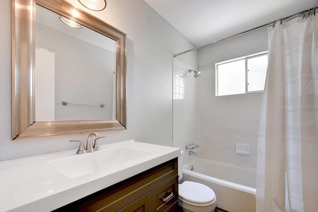 Building Photo - 6307 Smith Oak Trail