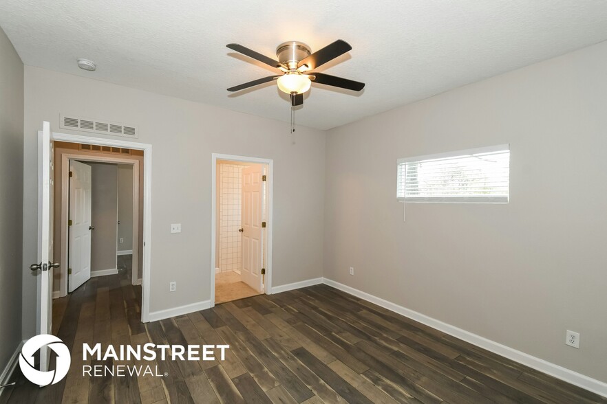 Building Photo - 13638 Majestic Ct