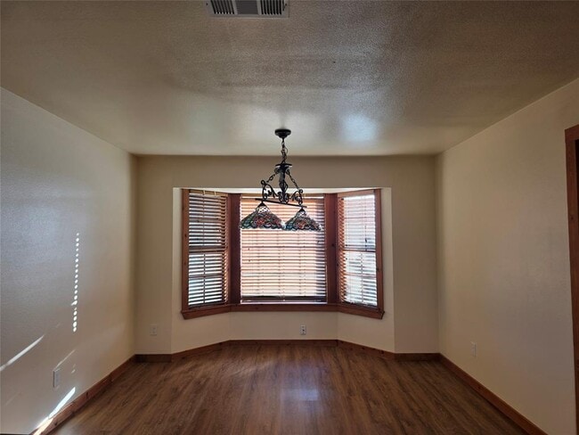 Building Photo - 9506 Schmidt Ln