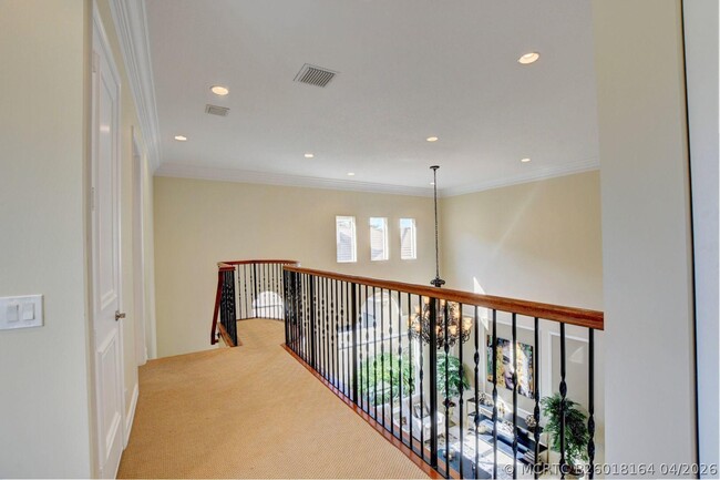 Building Photo - 17739 Lake Azure Way