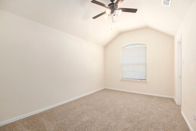 Building Photo - Discover your dream rental in Fort Worth, TX!