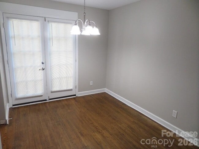 Building Photo - 4335 Hathaway St