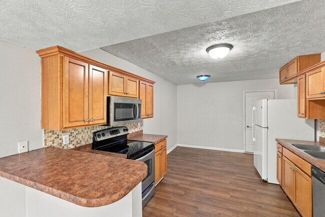 Building Photo - 125 Crosskey Rd