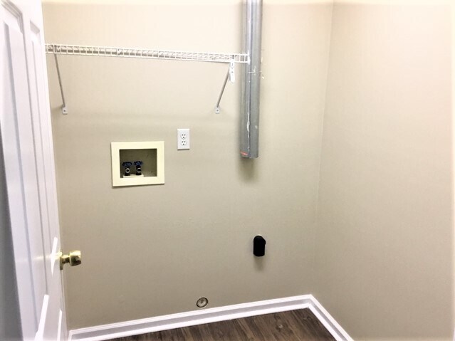Building Photo - 8424 Foxworth Trl