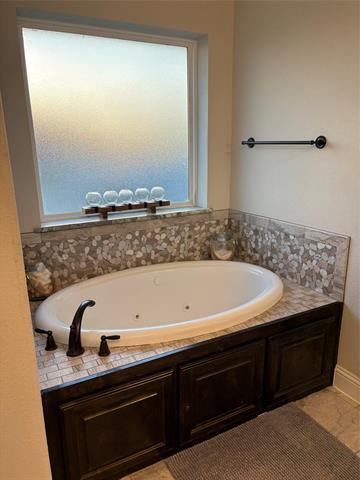 Building Photo - 4737 Christie Ave