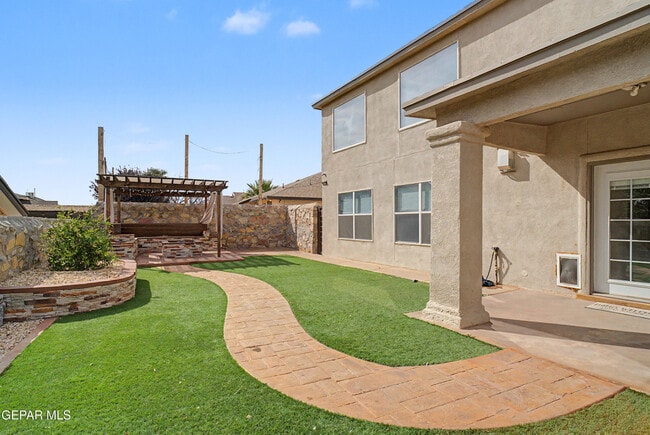 Building Photo - 12741 Tierra Monje Ln