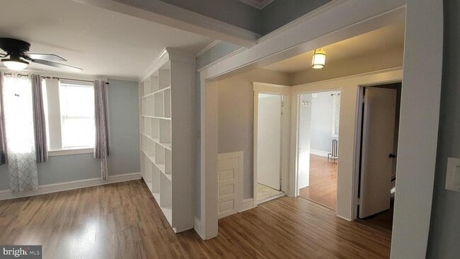 Building Photo - 1806 Garrett Rd