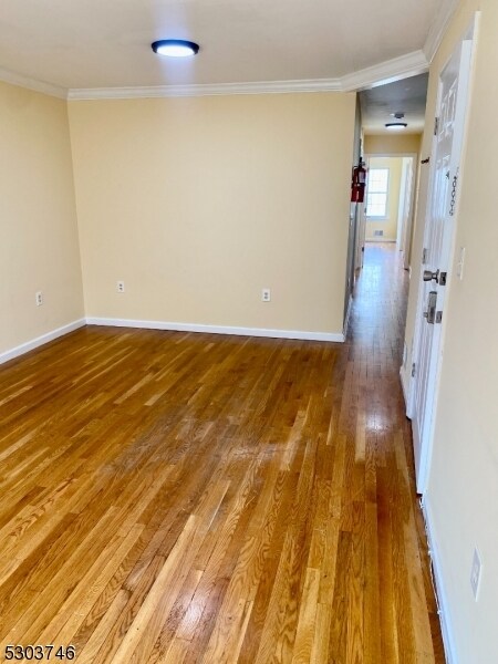 Building Photo - 633 Magnolia Ave