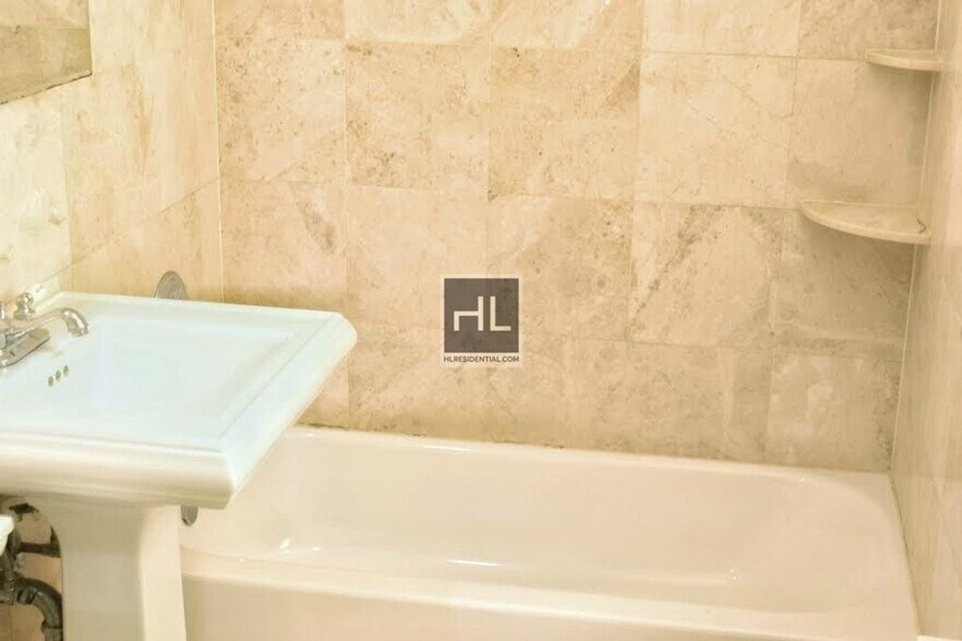 Building Photo - E 1ST ST.