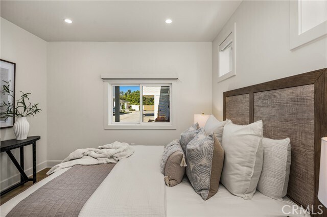 Building Photo - 2138 Orange Ave