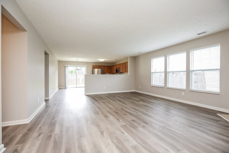 Building Photo - 352 Stewart Springs Dr